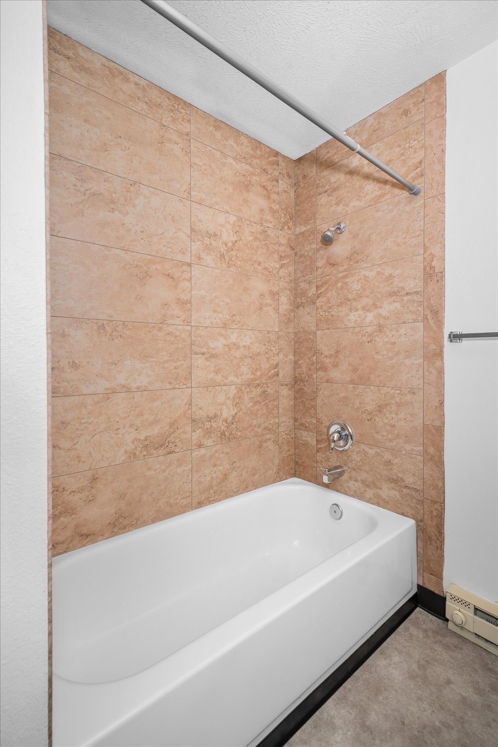 Bathtub/Shower